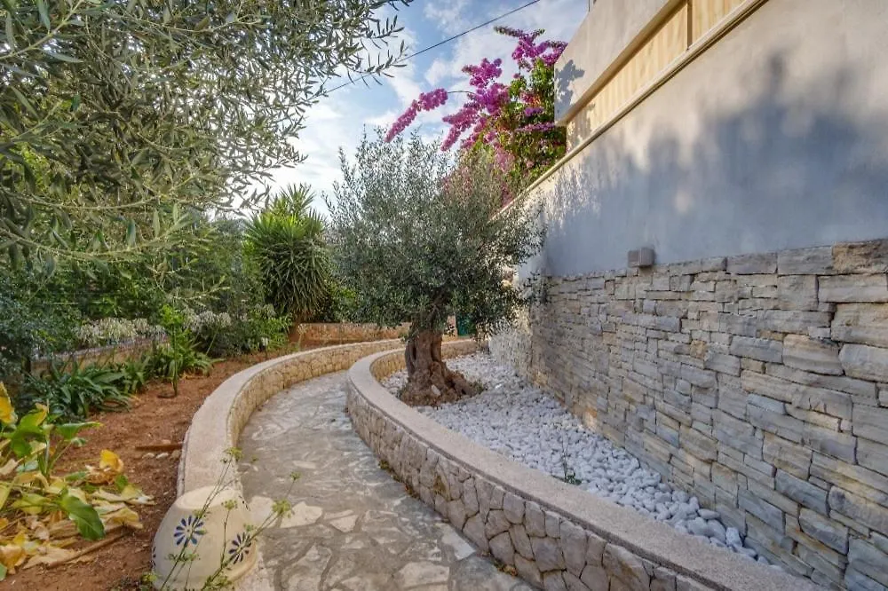 Apartments Josipa Mali Lošinj 0*,