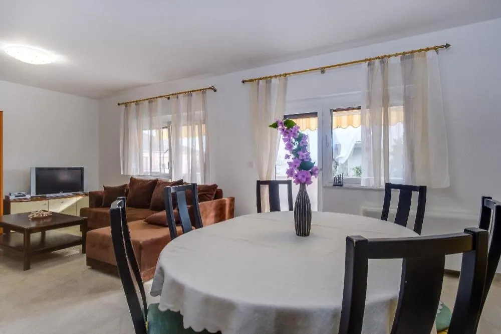 Apartments Josipa Mali Lošinj 0*,