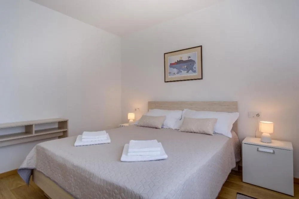 Apartments Josipa Mali Lošinj 0*,  Κροατία